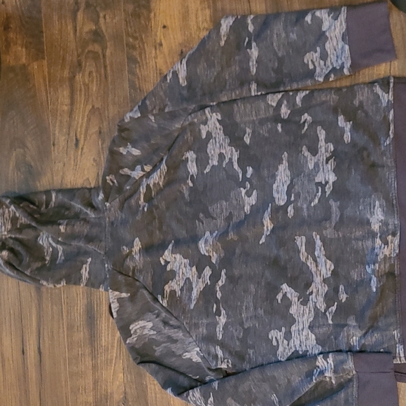 Gray Camo Hoodie/Sweatshirt - Picture 3 of 6